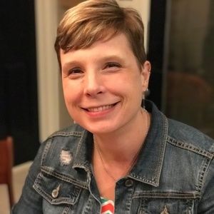 Meet your Posher, Lorianna